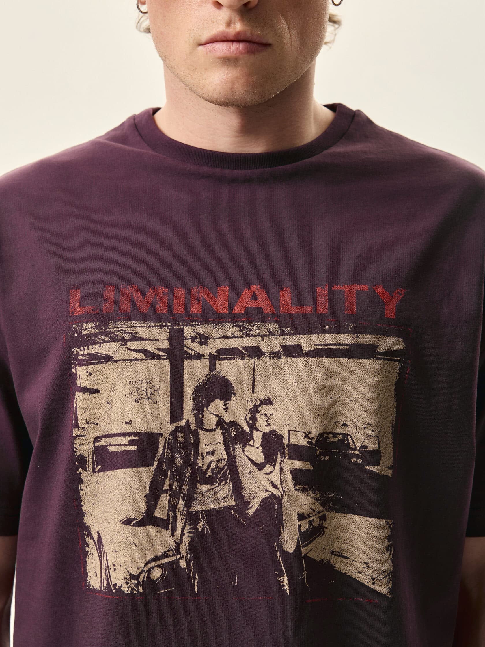 Футболка LIMINALITY — другое фото