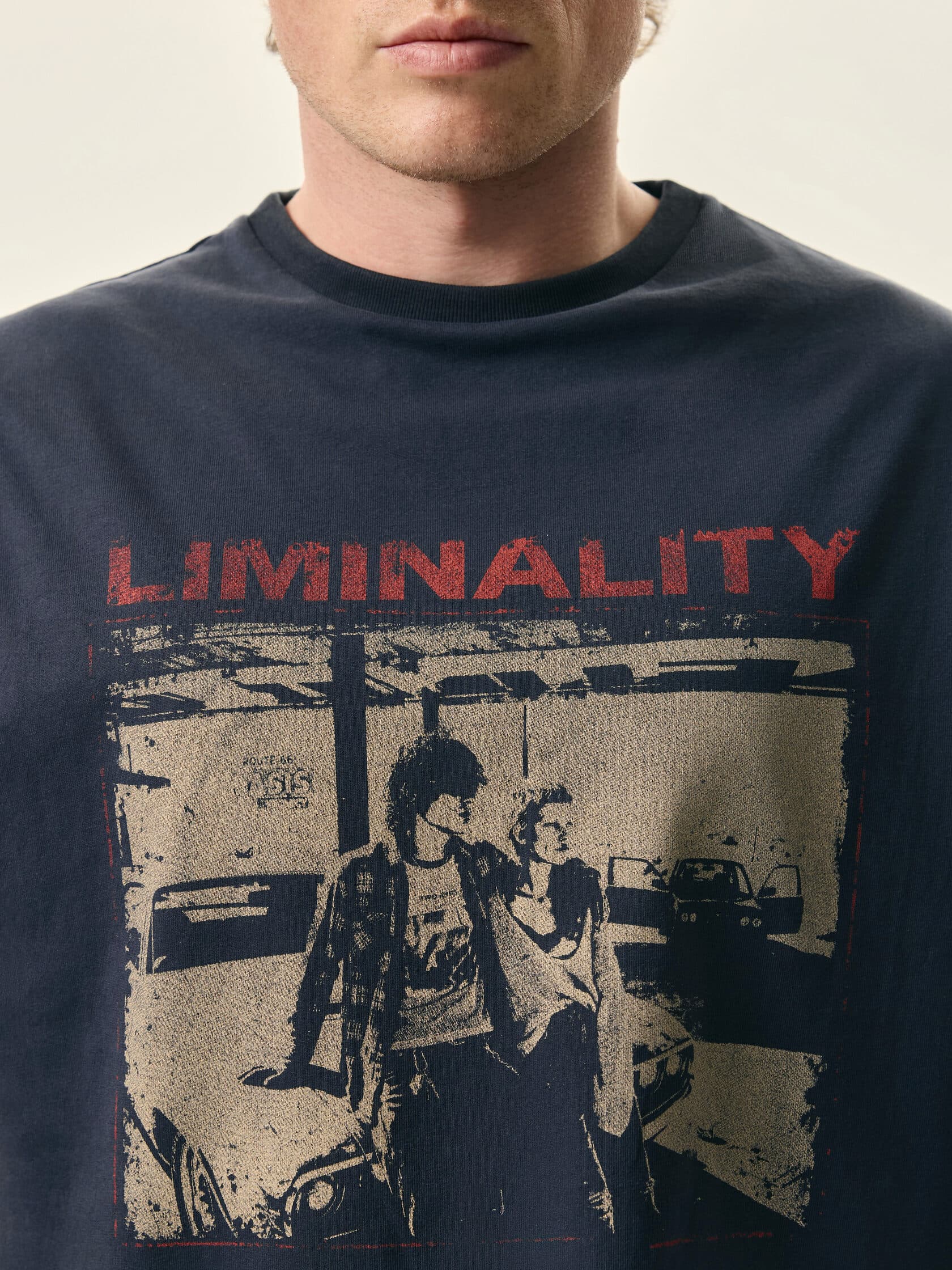 Футболка LIMINALITY — другое фото